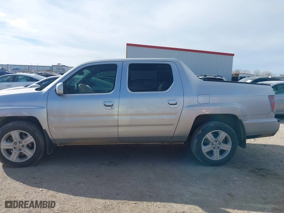 2014 Honda Ridgeline RTL with VIN 5FPYK1F5XEB008421, listed as a IAAI auction lot 41266050 with 86,490 mi miles. Bid and sale history available at carsss.com. Image 15.