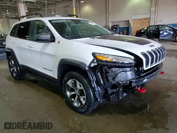 2015 Jeep Cherokee Trailhawk with VIN 1C4PJMBS2FW770370, listed as a Copart auction lot 50920795 with 170,119 mi miles and Clean Title. Bid and sale history available at carsss.com. Image 15.