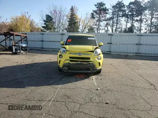 2014 FIAT 500L Trekking with VIN ZFBCFADH9EZ028757, listed as a Copart auction lot 77697094 with 0 mi miles and Salvage Title. Bid and sale history available at carsss.com. Image 12.