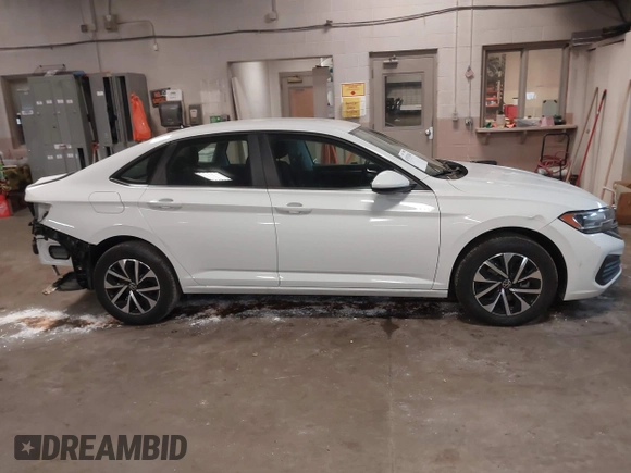 2024 Volkswagen Jetta S with VIN 3VW5M7BU9RM071109, listed as a IAAI auction lot 41517014 with 4,523 mi miles and . Bid and sale history available at DreamBid. Image 13.