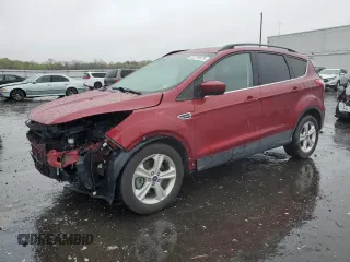 2015 Ford Escape SE with VIN 1FMCU9G91FUC67574, listed as a Copart auction lot 52578675 with 139,000 mi miles and Salvage Title. Bid and sale history available at carsss.com. Image 1.