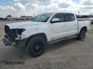 2021 Toyota Tacoma SR z VIN 5TFAX5GN6MX193492, wystawiony jako Copart lot #47981215 z przebiegiem 66 376 mil mil oraz Szkoda całkowita • Salvage title. Historia ofert i sprzedaży dostępna na DreamBid. Obrazek 1.