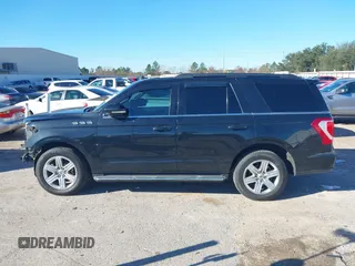 2019 Ford Expedition XLT with VIN 1FMJU1HT4KEA82782, listed as a IAAI auction lot 41260163 with 193,047 mi miles. Bid and sale history available at carsss.com. Image 15.