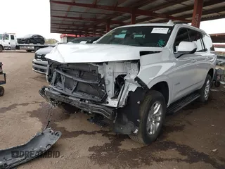 2023 Chevrolet Tahoe LT z VIN 1GNSKNKDXPR105660, wystawiony jako IAAI lot #41587013 z przebiegiem 42 975 mil mil oraz . Historia ofert i sprzedaży dostępna na DreamBid. Obrazek 2.