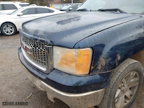 2008 GMC Sierra 1500 SLT with VIN 2GTEC13J981221636, listed as a IAAI auction lot 41439873 with 260,584 mi miles. Bid and sale history available at carsss.com. Image 6.