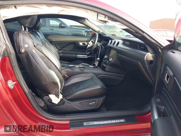 2019 Ford Mustang EcoBoost with VIN 1FA6P8TH2K5162097, listed as a IAAI auction lot 41902511 with 73,306 mi miles and . Bid and sale history available at carsss.com. Image 5.