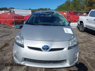 2011 Toyota Prius I with VIN JTDKN3DU5B0289274, listed as a IAAI auction lot 40934391 with 98,154 mi miles. Bid and sale history available at carsss.com. Image 12.