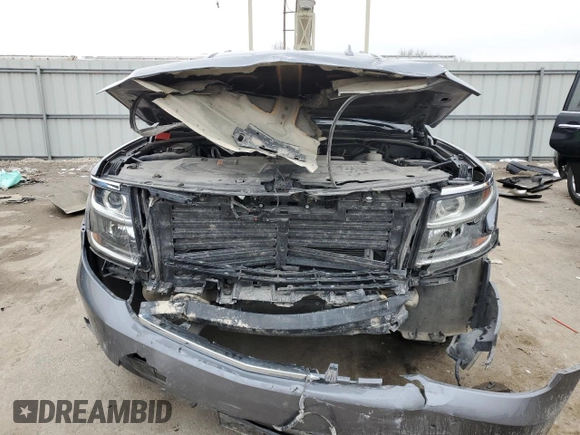 2020 Chevrolet Suburban Premier z VIN 1GNSKJKC8LR229551, wystawiony jako Copart lot #43632235 z przebiegiem 109 020 mil mil oraz Szkoda całkowita • Salvage title. Historia ofert i sprzedaży dostępna na DreamBid. Obrazek 5.