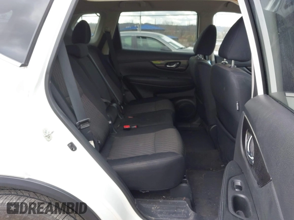 2019 Nissan Rogue SL with VIN 5N1AT2MV1KC809839, listed as a IAAI auction lot 42048435 with 96,300 mi miles and . Bid and sale history available at carsss.com. Image 8.