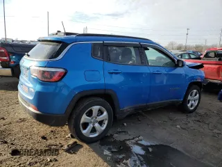 2018 Jeep Compass Latitude with VIN 3C4NJCBB0JT240818, listed as a Copart auction lot 47291675 with 64,679 mi miles and Salvage Title. Bid and sale history available at carsss.com. Image 3.