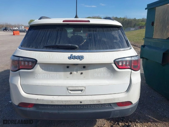 2019 Jeep Compass Latitude w/Sun/Wheel Pkg with VIN 3C4NJCBB1KT802050, listed as a IAAI auction lot 41852123 with NaN miles. Bid and sale history available at carsss.com. Image 16.