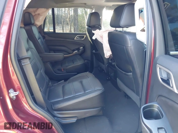 2019 GMC Yukon Denali with VIN 1GKS2CKJ8KR137636, listed as a IAAI auction lot 41264171 with 153,136 mi miles. Bid and sale history available at carsss.com. Image 8.