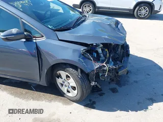 2016 Kia Forte LX with VIN KNAFX4A60G5593661, listed as a IAAI auction lot 42058287 with 183,040 mi miles. Bid and sale history available at carsss.com. Image 17.