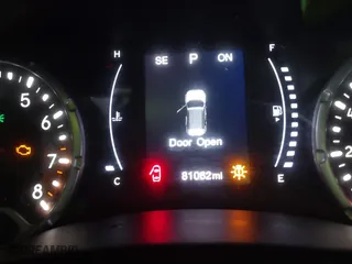 2018 Jeep Renegade Altitude with VIN ZACCJBBB5JPJ18803, listed as a IAAI auction lot 41662237 with 81,062 mi miles. Bid and sale history available at carsss.com. Image 15.