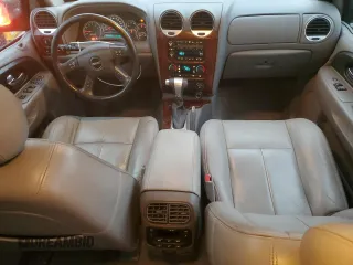 2007 GMC Envoy SLE with VIN 1GKDT13S372265140, listed as a Copart auction lot 84198914 with 256,650 mi miles and Salvage Title. Bid and sale history available at carsss.com. Image 8.