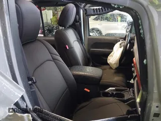 2021 Jeep Gladiator Rubicon с VIN 1C6JJTBG9ML624095, выставлен на аукционе IAAI как лот 42233735 с пробегом 69 042 миль миль и . История ставок и продаж доступна на DreamBid. Изображение 5.