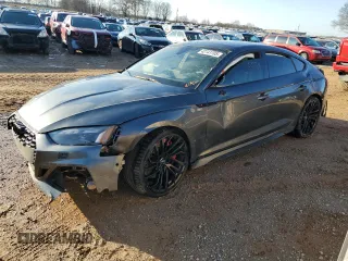2021 Audi RS 5 Sportback z VIN WUAAWCF53MA900661, wystawiony jako Copart lot #42141705 z przebiegiem 35 564 mil mil oraz Szkoda całkowita • Salvage title. Historia ofert i sprzedaży dostępna na DreamBid. Obrazek 1.