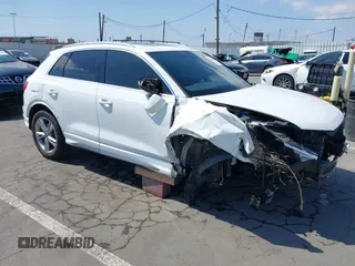 2021 Audi Q3 S line Premium z VIN WA1DECF37M1055948, wystawiony jako IAAI lot #42141007 z przebiegiem 48 763 mil mil oraz . Historia ofert i sprzedaży dostępna na DreamBid. Obrazek 1.