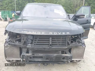 2018 Land Rover Range Rover Sport SE with VIN SALWG2RV7JA400013, listed as a IAAI auction lot 42157814 with 52,501 mi miles and . Bid and sale history available at DreamBid. Image 6.