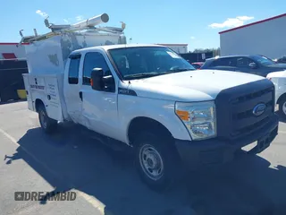 2015 Ford F-250 XLT с VIN 1FT7X2B68FEB08093, выставлен на аукционе IAAI как лот 41730991 с пробегом 210 959 миль миль и . История ставок и продаж доступна на DreamBid. Изображение 1.