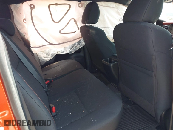 2017 Toyota Tacoma SR5 with VIN 5TFCZ5AN4HX091383, listed as a IAAI auction lot 42202505 with 82,000 mi miles and . Bid and sale history available at DreamBid. Image 8.
