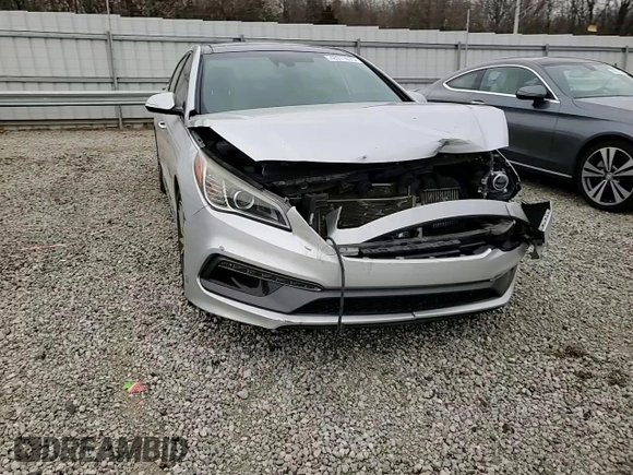 2015 Hyundai Sonata Sport z VIN 5NPE34AB3FH077882, wystawiony jako Copart lot #48311875 z przebiegiem 129 222 mil mil oraz Czysty tytuł • Clean title. Historia ofert i sprzedaży dostępna na DreamBid. Obrazek 11.