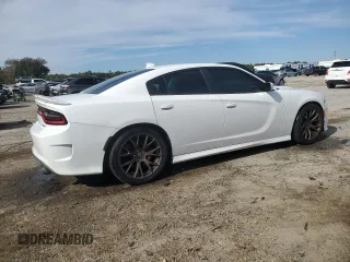 2015 Dodge Charger SRT Hellcat z VIN 2C3CDXL92FH905692, wystawiony jako Copart lot #89259455 z przebiegiem 85 836 mil mil oraz Czysty tytuł • Clean title. Historia ofert i sprzedaży dostępna na DreamBid. Obrazek 3.