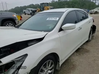 2015 Nissan Altima S with VIN 1N4AL3AP2FC420283, listed as a Copart auction lot 53757145 with 154,075 mi miles and Salvage Title. Bid and sale history available at carsss.com. Image 14.
