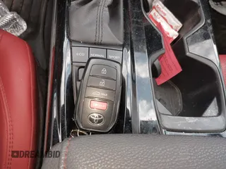 2025 Toyota Camry LE с VIN 4T1DBADK6SU517338, выставлен на аукционе IAAI как лот 42006121 с пробегом 13 200 миль миль и . История ставок и продаж доступна на DreamBid. Изображение 11.