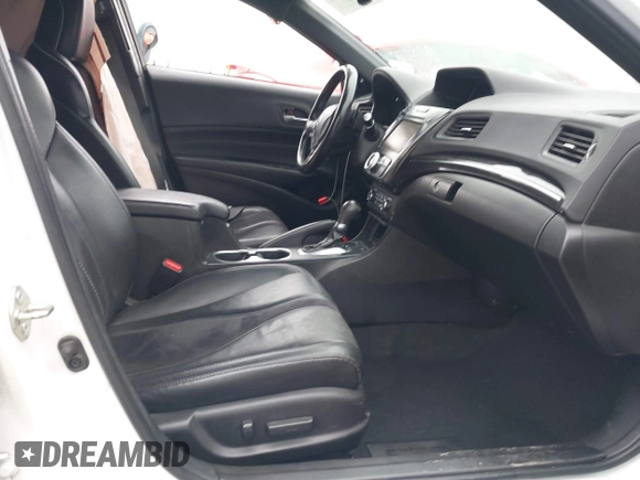 2020 Acura ILX w/Premium/A-SPEC Pkg with VIN 19UDE2F85LA000362, listed as a IAAI auction lot 41150245 with 47,015 mi miles. Bid and sale history available at carsss.com. Image 5.