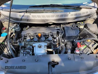 2008 Honda Civic LX z VIN 2HGFA16528H351971, wystawiony jako IAAI lot #41810695 z przebiegiem 221 757 mil mil oraz . Historia ofert i sprzedaży dostępna na DreamBid. Obrazek 10.