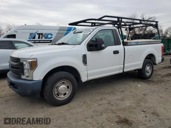 2019 Ford Super Duty F-250 SRW XL with VIN 1FTBF2A6XKED15562, listed as a Copart auction lot 82932494 with 135,064 mi miles and Clean Title. Bid and sale history available at carsss.com. Image 1.