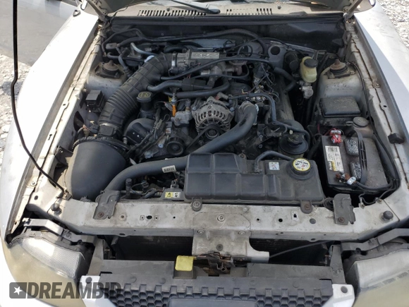 2002 Ford Mustang GT Deluxe z VIN 1FAFP42X62F191498, wystawiony jako Copart lot #55125905 z przebiegiem 115 779 mil mil oraz Szkoda całkowita • Salvage title. Historia ofert i sprzedaży dostępna na DreamBid. Obrazek 11.