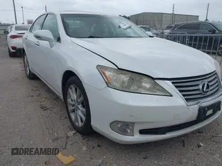 2010 Lexus ES with VIN JTHBK1EG0A2350795, listed as a IAAI auction lot 41932986 with 111,746 mi miles. Bid and sale history available at carsss.com. Image 1.