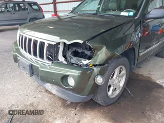 2006 Jeep Grand Cherokee Limited with VIN 1J8HR58NX6C296845, listed as a IAAI auction lot 41930202 with 179,285 mi miles. Bid and sale history available at carsss.com. Image 6.
