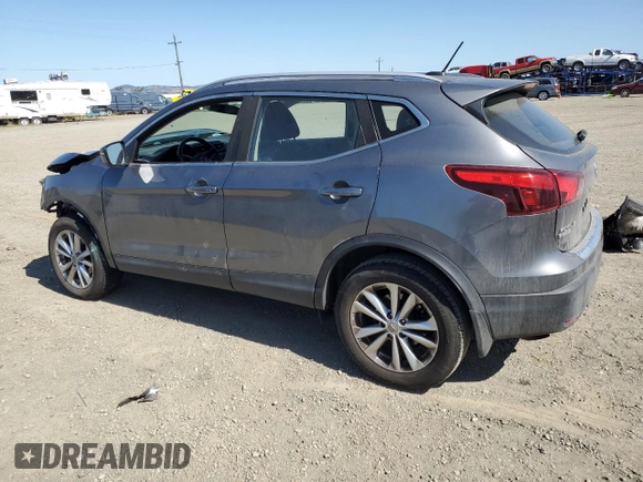 2017 Nissan Rogue SV with VIN JN1BJ1CR4HW120725, listed as a Copart auction lot 57706015 with 111,916 mi miles and Salvage title. Bid and sale history available at DreamBid. Image 2.
