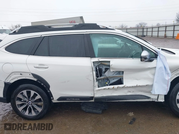 2024 Subaru Outback Touring with VIN 4S4BTAPC6R3279323, listed as a IAAI auction lot 41471663 with 13,289 mi miles and . Bid and sale history available at DreamBid. Image 14.