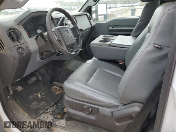 2015 Ford F-250 XL z VIN 1FTBF2A69FEA10723, wystawiony jako Copart lot #51295155 z przebiegiem 195 833 mil mil oraz Szkoda całkowita • Salvage title. Historia ofert i sprzedaży dostępna na DreamBid. Obrazek 7.