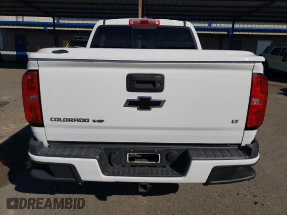 2018 Chevrolet Colorado 2WD LT with VIN 1GCGSCEN8J1180760, listed as a Copart auction lot 47417785 with 43,605 mi miles and Salvage title. Bid and sale history available at DreamBid. Image 6.