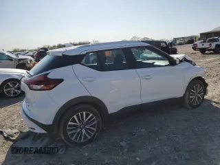 2021 Nissan Kicks SV with VIN 3N1CP5CV4ML493965, listed as a Copart auction lot 51389945 with 43,960 mi miles and Salvage Title. Bid and sale history available at DreamBid. Image 3.