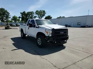 2014 Ford F-250 XL with VIN 1FT7X2B64EEB66846, listed as a Copart auction lot 57212565 with 261,721 mi miles and Salvage title. Bid and sale history available at DreamBid. Image 13.