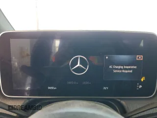 2023 Mercedes-Benz EQE 350+ z VIN 4JGGM2BBXPA007096, wystawiony jako Copart lot #64667993 z przebiegiem 1600 mil mil oraz . Historia ofert i sprzedaży dostępna na DreamBid. Obrazek 9.