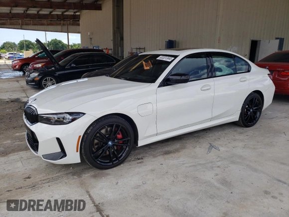 2024 BMW 3 Series 330e with VIN 3MW39FF08R8E33787, listed as a Copart auction lot 63331344 with 7,786 mi miles and Non Repairable. Bid and sale history available at carsss.com. Image 1.