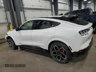 2024 Ford Mustang Mach-E GT z VIN 3FMTK4SX4RMA40242, wystawiony jako Copart lot #52201245 z przebiegiem 1 624 mil mil oraz Szkoda całkowita • Salvage title. Historia ofert i sprzedaży dostępna na DreamBid. Obrazek 2.