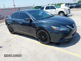 2016 Nissan Altima S z VIN 1N4AL3AP1GN332122, wystawiony jako IAAI lot #42332341 z przebiegiem 193 908 mil mil oraz . Historia ofert i sprzedaży dostępna na DreamBid. Obrazek 1.