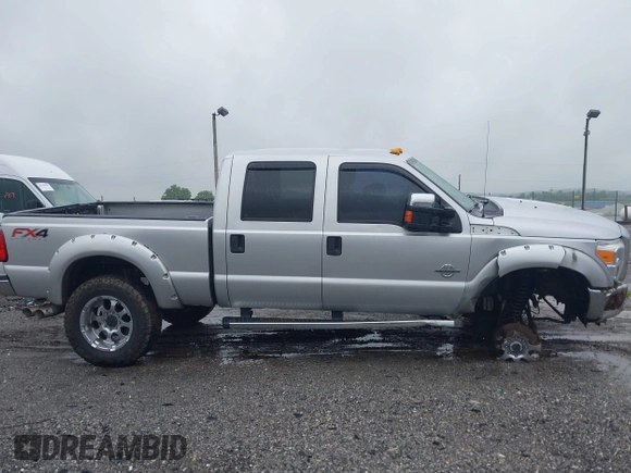 2014 Ford F-250 XL z VIN 1FT7W2BT8EEA01598, wystawiony jako IAAI lot #42258142 z przebiegiem 182 057 mil mil oraz . Historia ofert i sprzedaży dostępna na DreamBid. Obrazek 13.