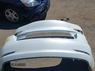 2023 Tesla Model 3 z VIN 5YJ3E1EA7PF611306, wystawiony jako IAAI lot #42826820 z przebiegiem 24 422 mil mil oraz . Historia ofert i sprzedaży dostępna na DreamBid. Obrazek 12.