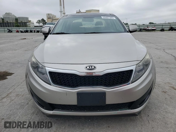 2013 Kia Optima EX z VIN 5XXGN4A76DG124488, wystawiony jako Copart lot #59487325 z przebiegiem 161 440 mil mil oraz Szkoda całkowita • Salvage title. Historia ofert i sprzedaży dostępna na DreamBid. Obrazek 5.