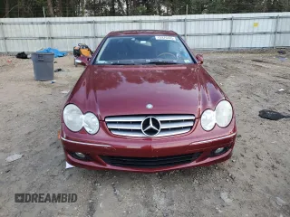 2008 Mercedes-Benz CLK 350 z VIN WDBTJ56H08F235798, wystawiony jako Copart lot #42876445 z przebiegiem 104 487 mil mil oraz Nie do naprawy • Non repairable. Historia ofert i sprzedaży dostępna na DreamBid. Obrazek 5.