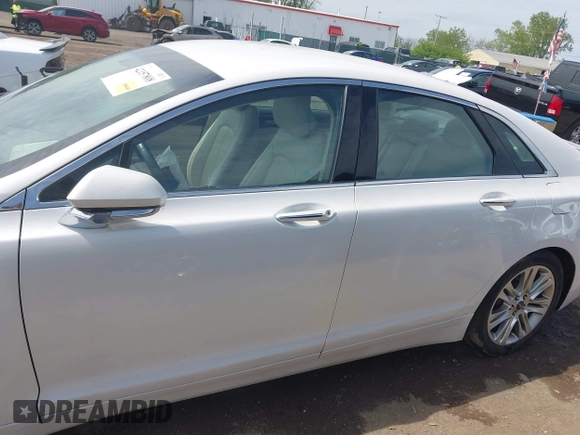 2016 Lincoln MKZ with VIN 3LN6L2G94GR633849, listed as a IAAI auction lot 42157808 with 118,678 mi miles and . Bid and sale history available at carsss.com. Image 15.